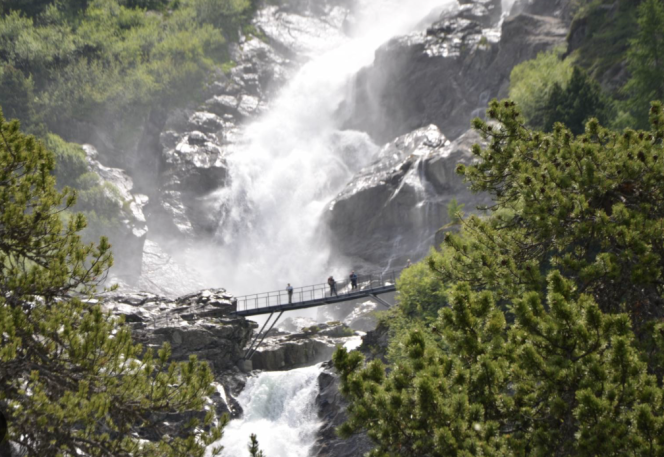 Rutor waterfalls