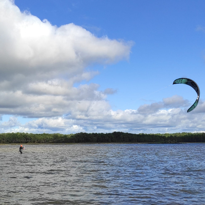 kitesurf lacanau activité nautique