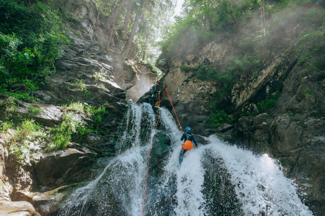 Canyoning enfants Passy Evolution 2 Chamonix