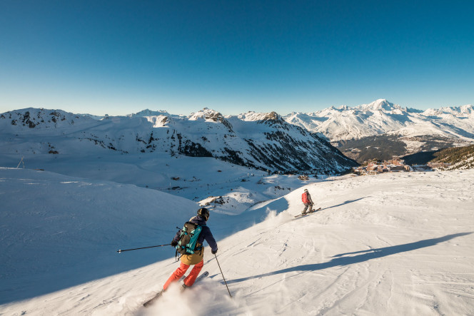 evolution2-les-arcs-resort-ski-train-mountain