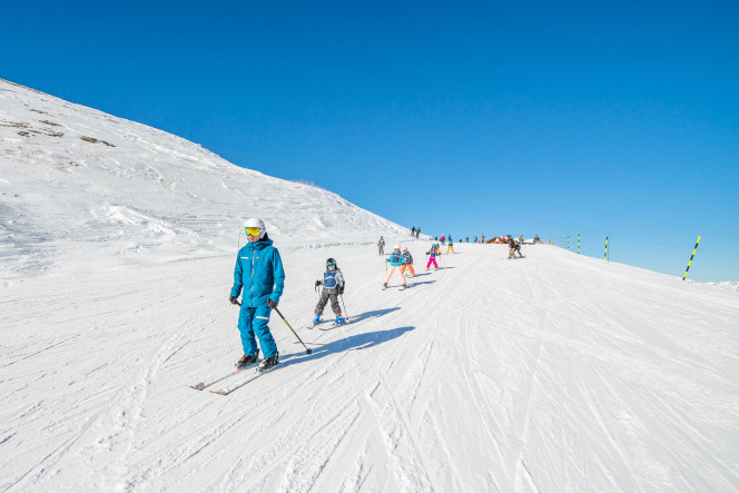 Ski group lesson with Evolution 2 in Val Thorens