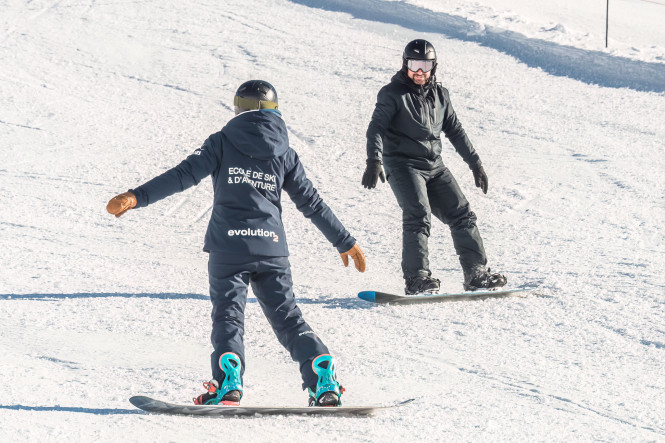 Cours de snowboard privé avec Evolution 2 à Tignes