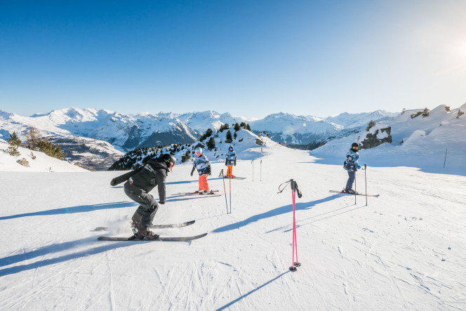 Evolution 2 teen ski lessons in Les Arcs