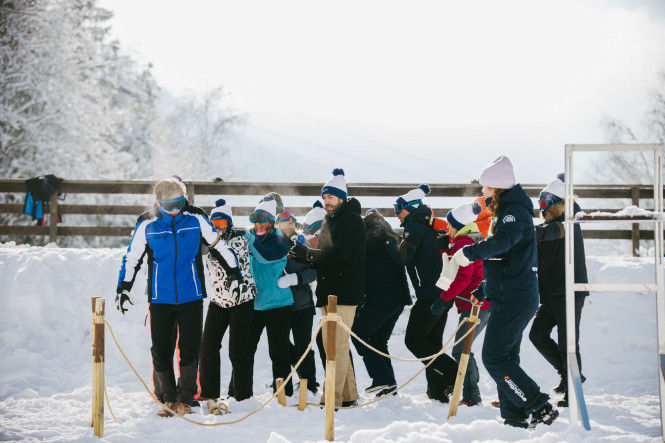 Team photo during a corporate seminar activity with Evolution 2