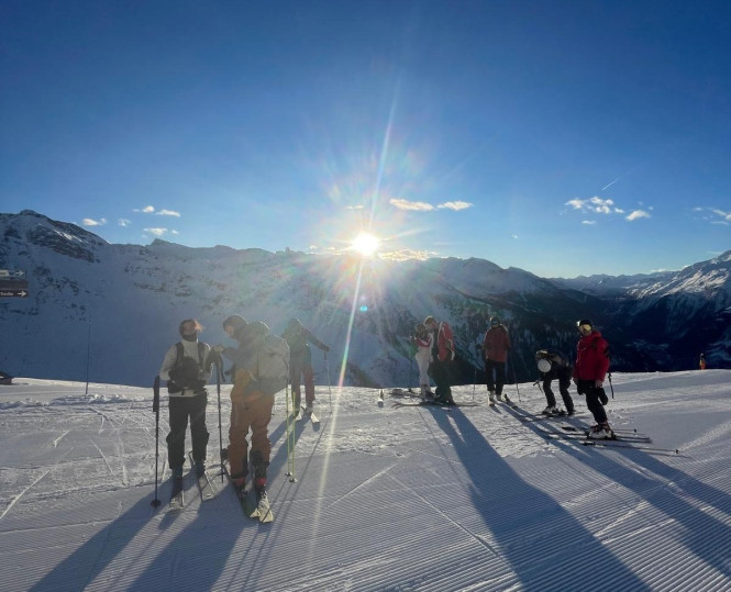 ski-touring-group