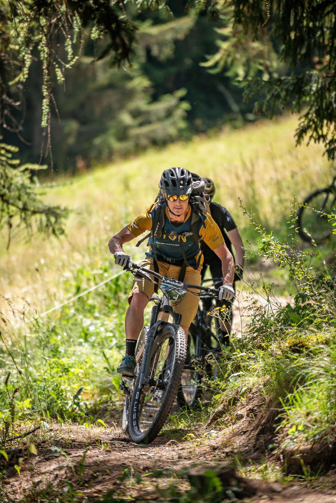 Mountain bike instructor with Evolution 2 in Montchavin-les-Coches