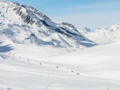 Top 5 des meilleures stations pour skier au printemps en 2025