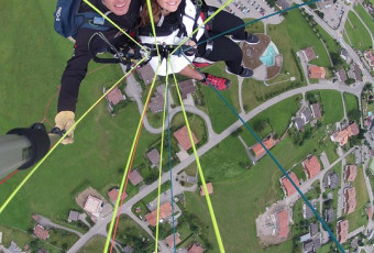 Paragliding - prestige flight