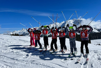 Children's ski group lessons - except FEBRUARY