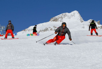 Cours collectif ski adulte Fine skills avec Evolution 2 Val d’Isère.