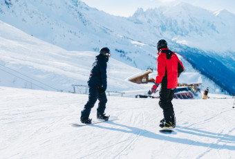 Adult snowboard lessons courses