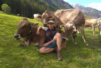 ✳️ NEW : Guided Educational Walk with Cows