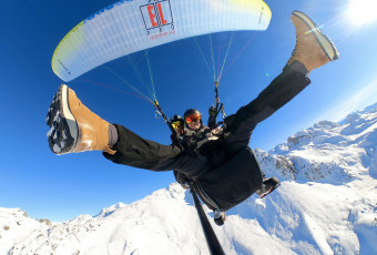 Paragliding