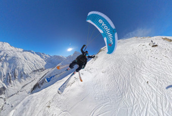 Speedriding avec Evolution 2 Val d’Isère.