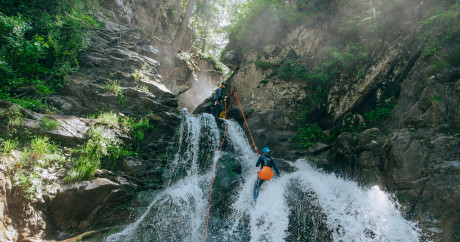 Canyoning
