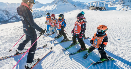 Village Yeti - Cours collectifs de ski enfants débutants (à partir de 3ans) & Yeti Academy - Cours collectifs de ski enfants