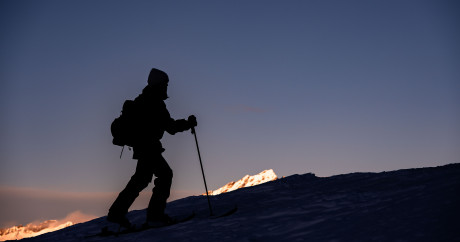 Lever de soleil en ski de randonnée