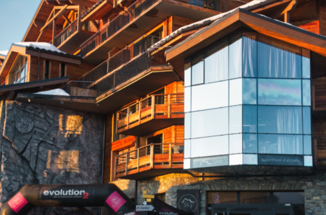 Accommodation in La Rosière with an Evolution 2 arch in front